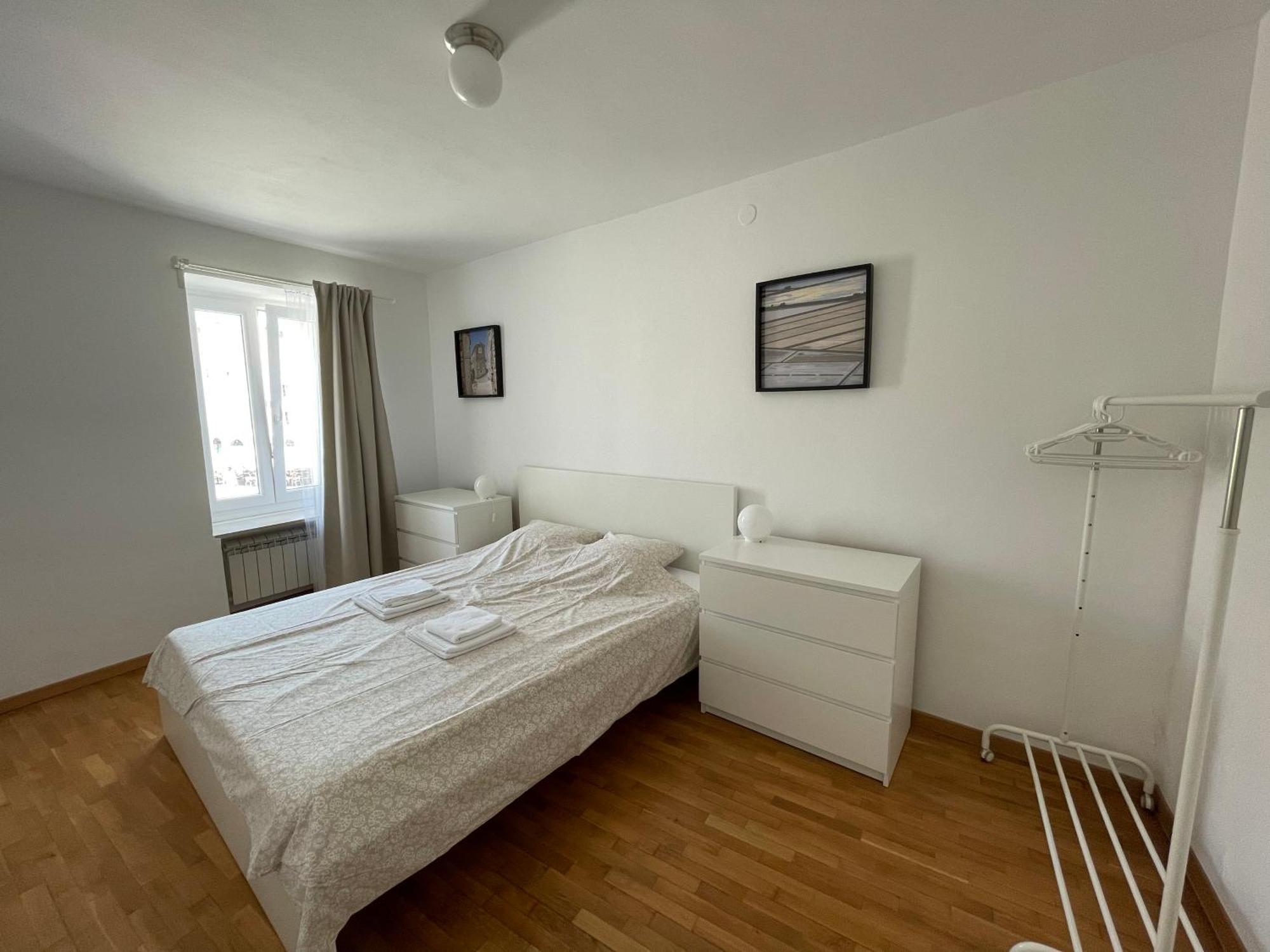 Apartment Tartini ไพราน ภายนอก รูปภาพ